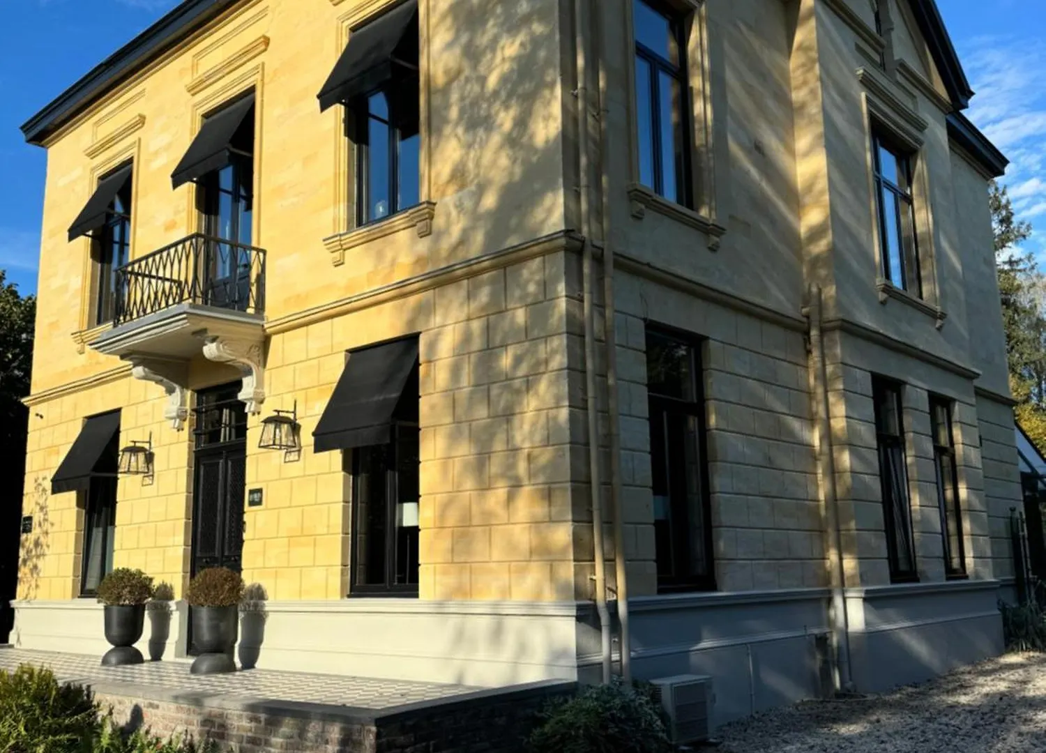 Villa V Petit Hotel Valkenburg aan de Geul Bed & Breakfast