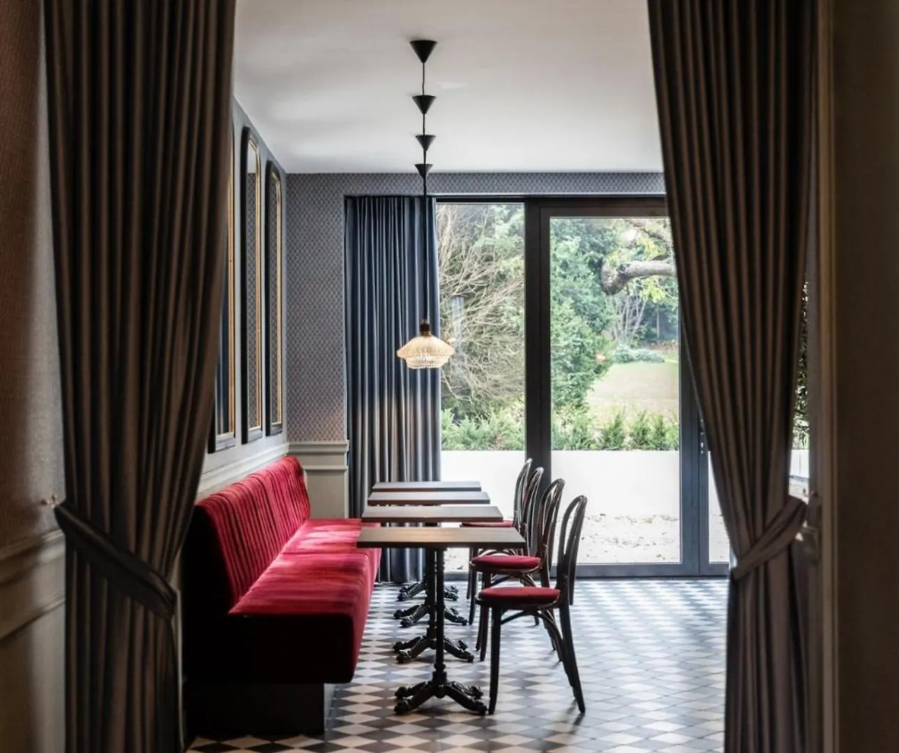 Bed & Breakfast Villa V Petit Hotel Valkenburg aan de Geul Netherlands